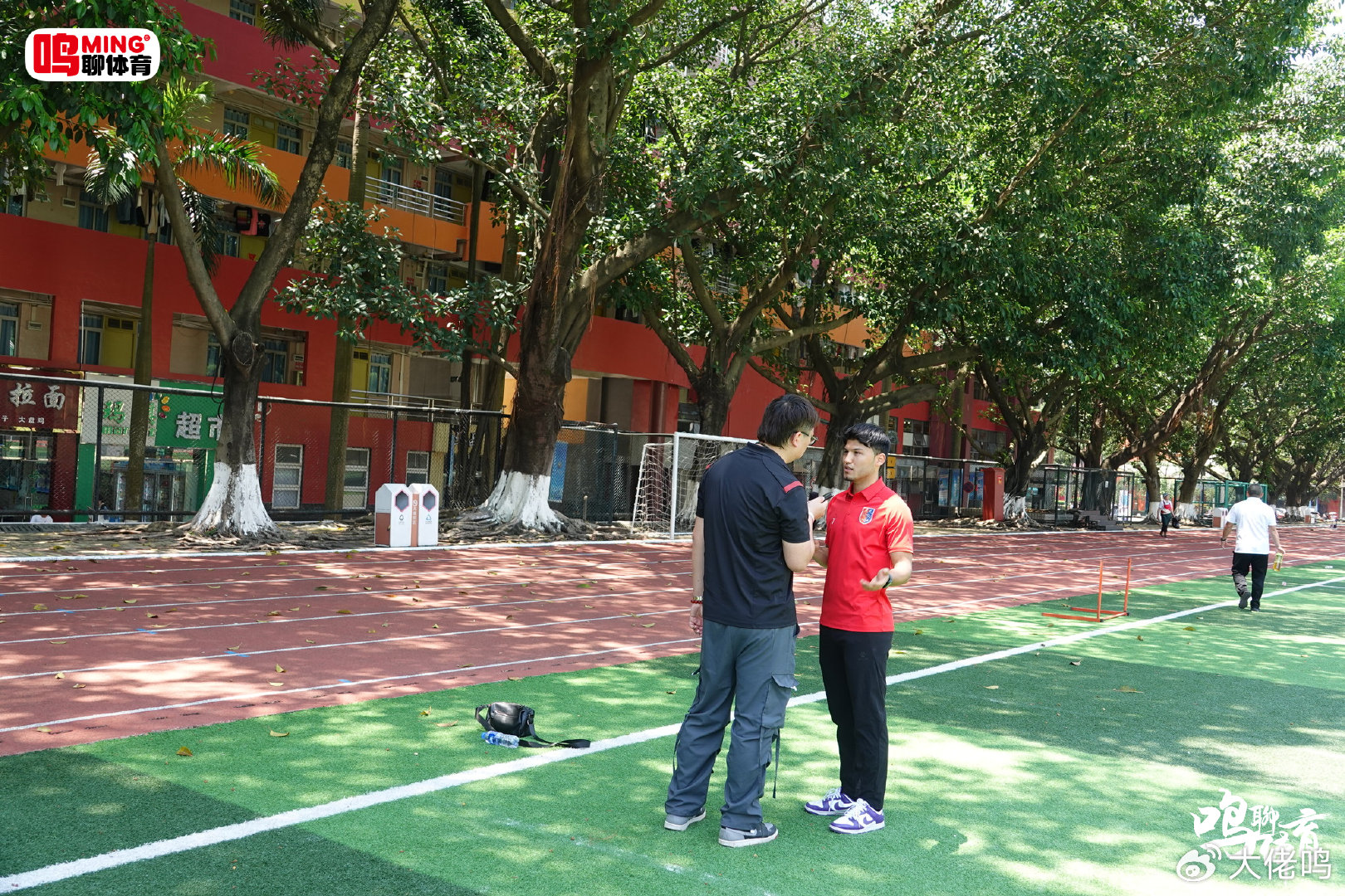 专业向用户提供几百款产品。服务